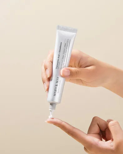 MARY & MAY Serum intense contour des yeux acide traxenamique